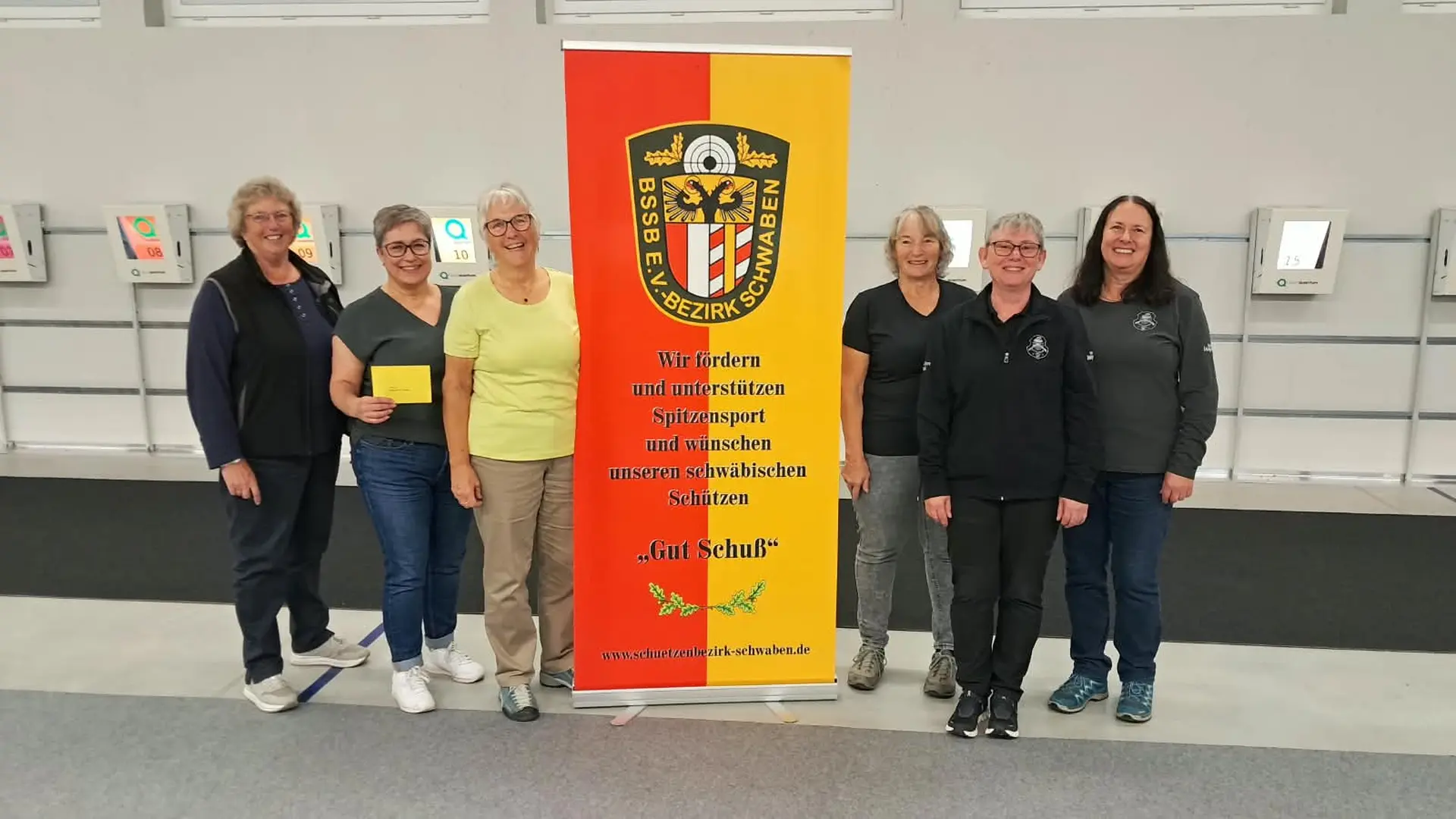 Unsere Schützinnen beim 50. Bezirkspokalendkampf